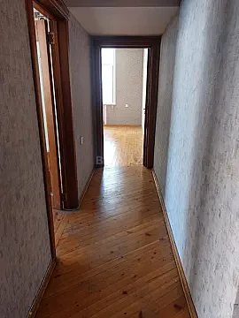 Satılır 2 otaqlı mənzil 90 m²