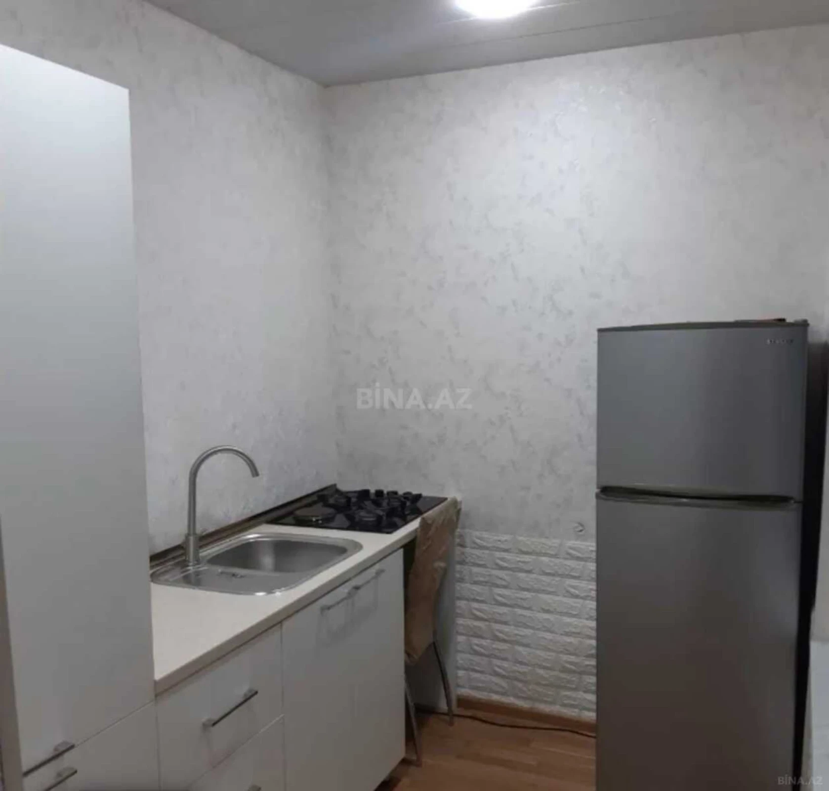 Satılır 1 otaqlı mənzil 30 m²