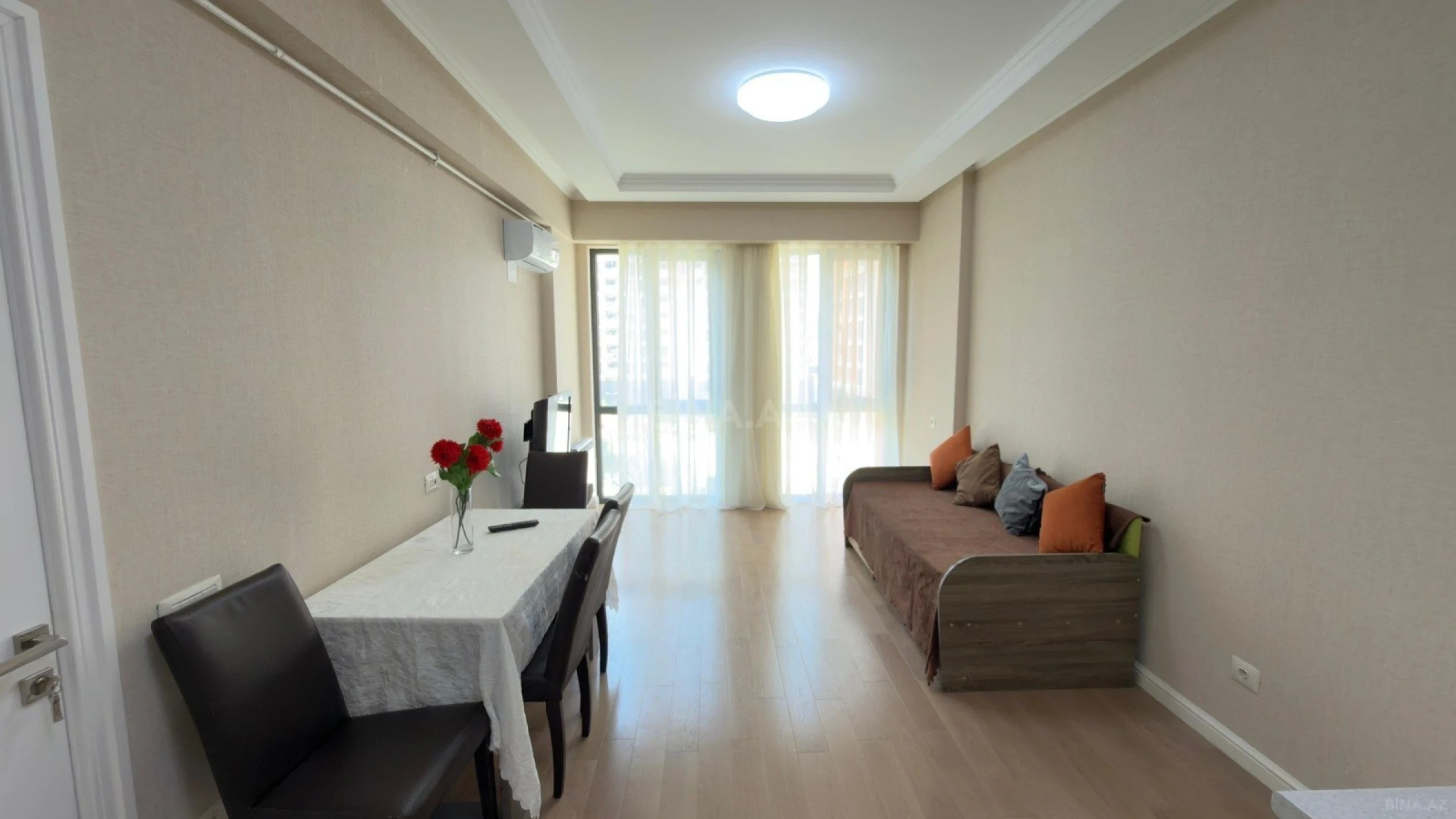 Satılır 2 otaqlı mənzil 49 m²