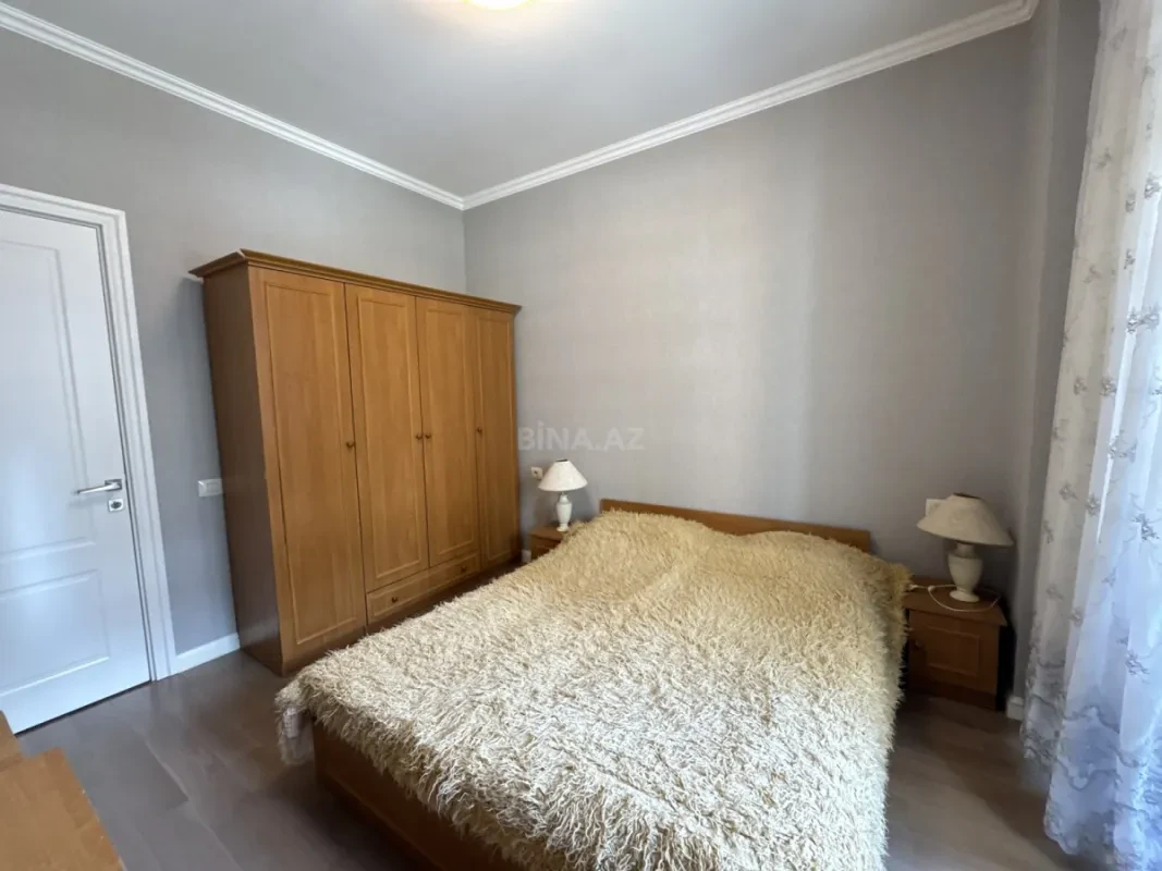 Satılır 2 otaqlı mənzil 49 m²