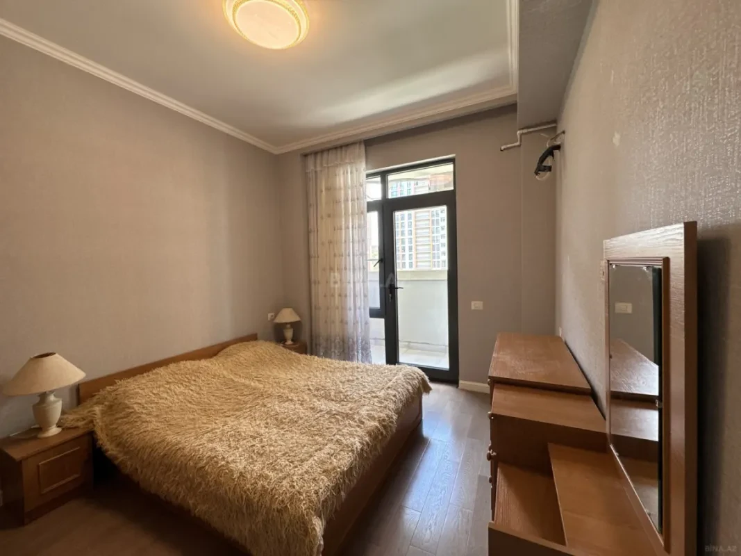 Satılır 2 otaqlı mənzil 49 m²