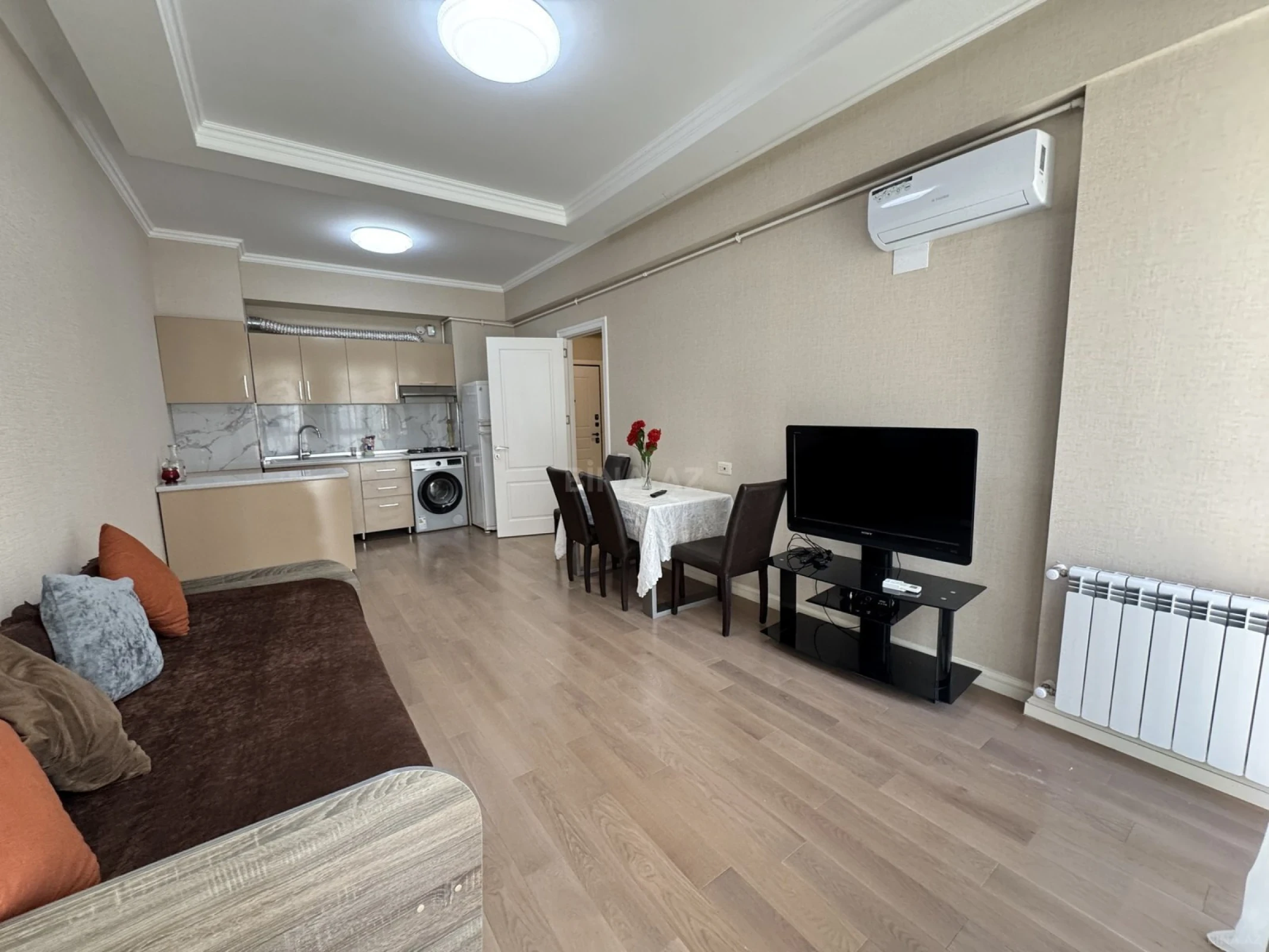 Satılır 2 otaqlı mənzil 49 m²