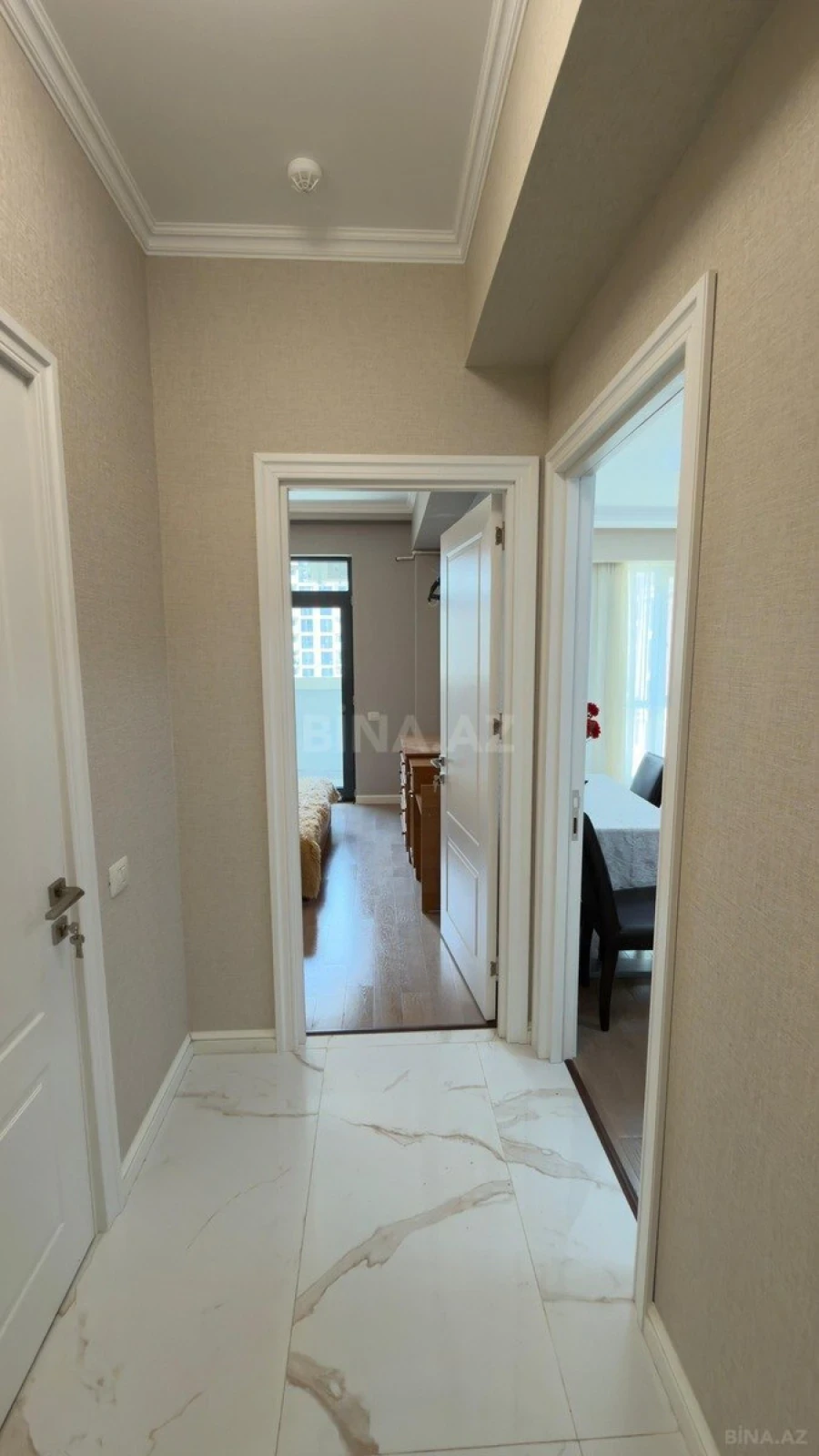 Satılır 2 otaqlı mənzil 49 m²