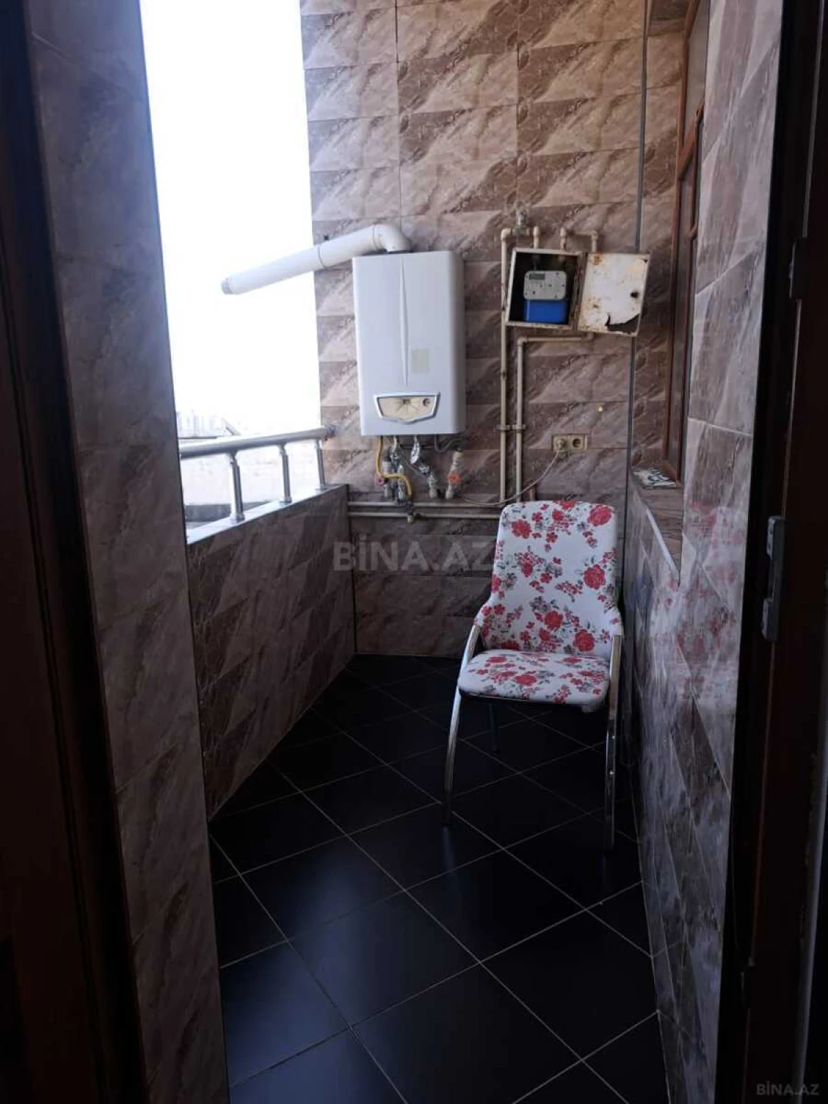 Satılır 3 otaqlı mənzil 95 m²