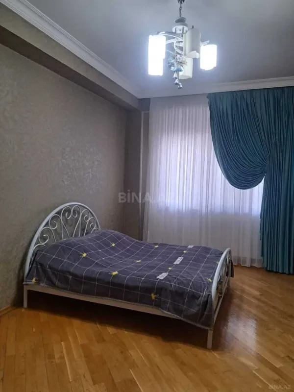 Satılır 3 otaqlı mənzil 95 m²