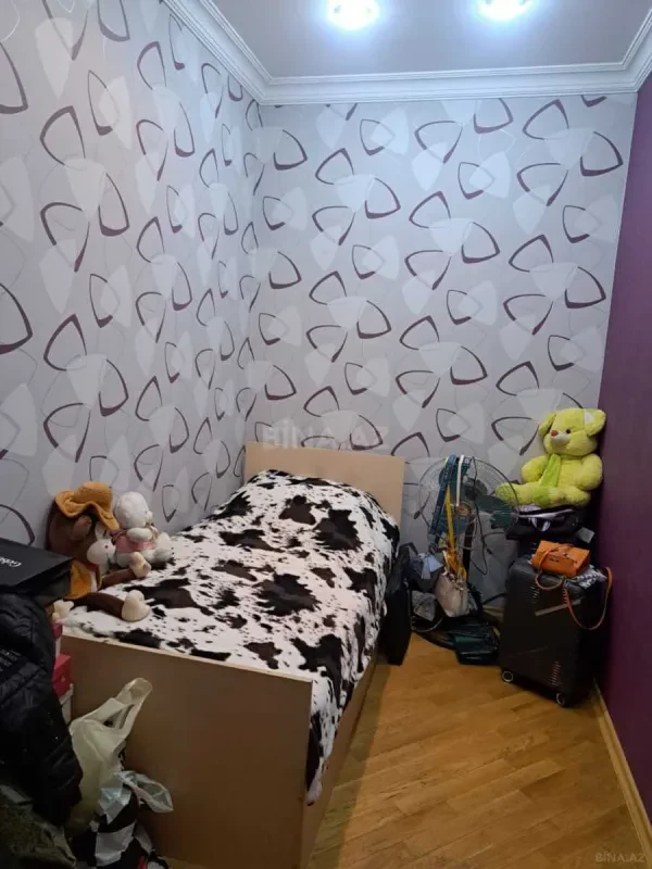 Satılır 3 otaqlı mənzil 95 m²