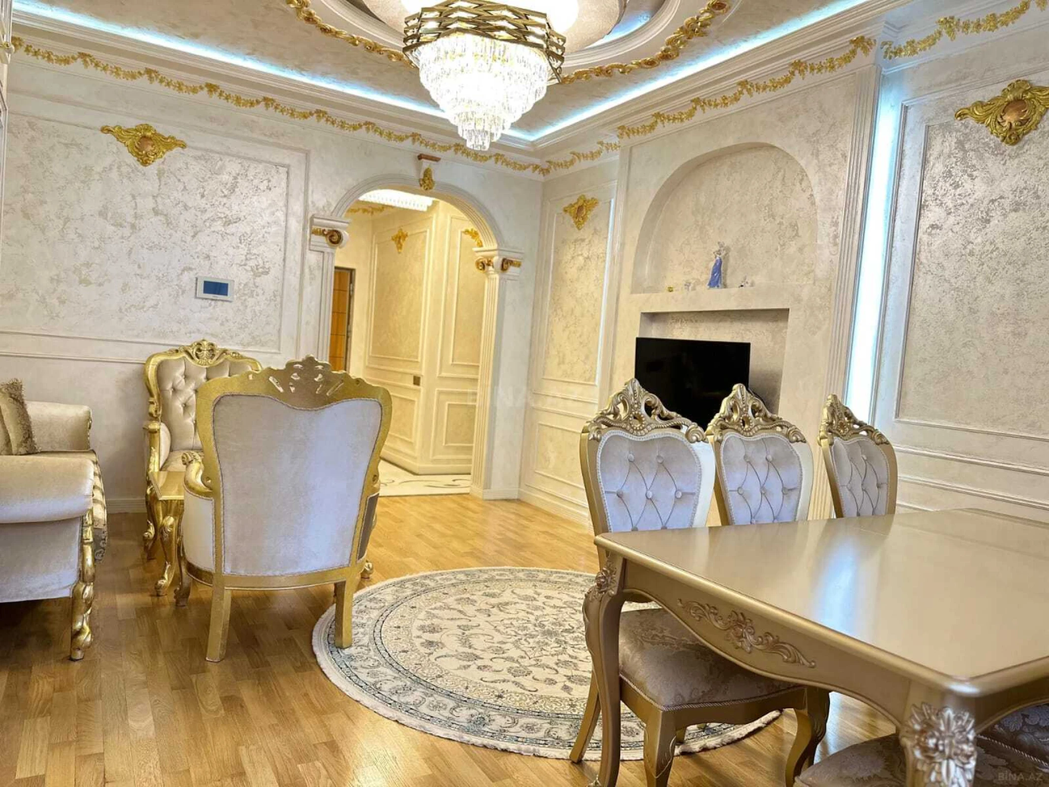 Satılır 2 otaqlı mənzil 70 m²