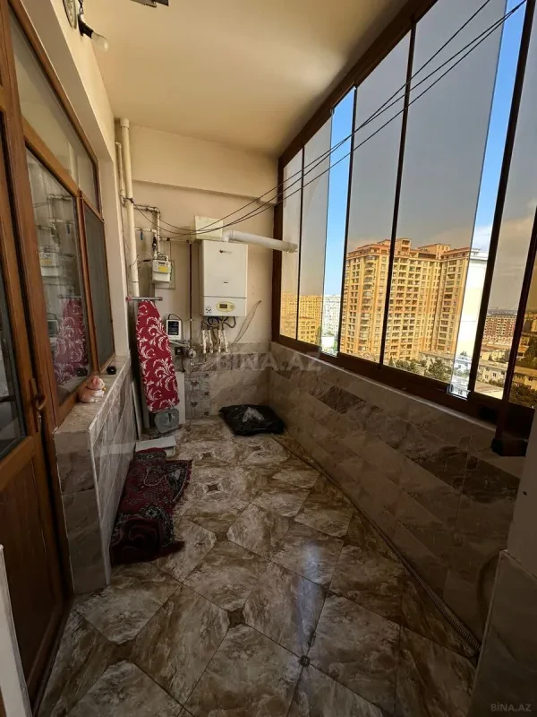 Kirayə verilir 2 otaqlı mənzil 75 m²