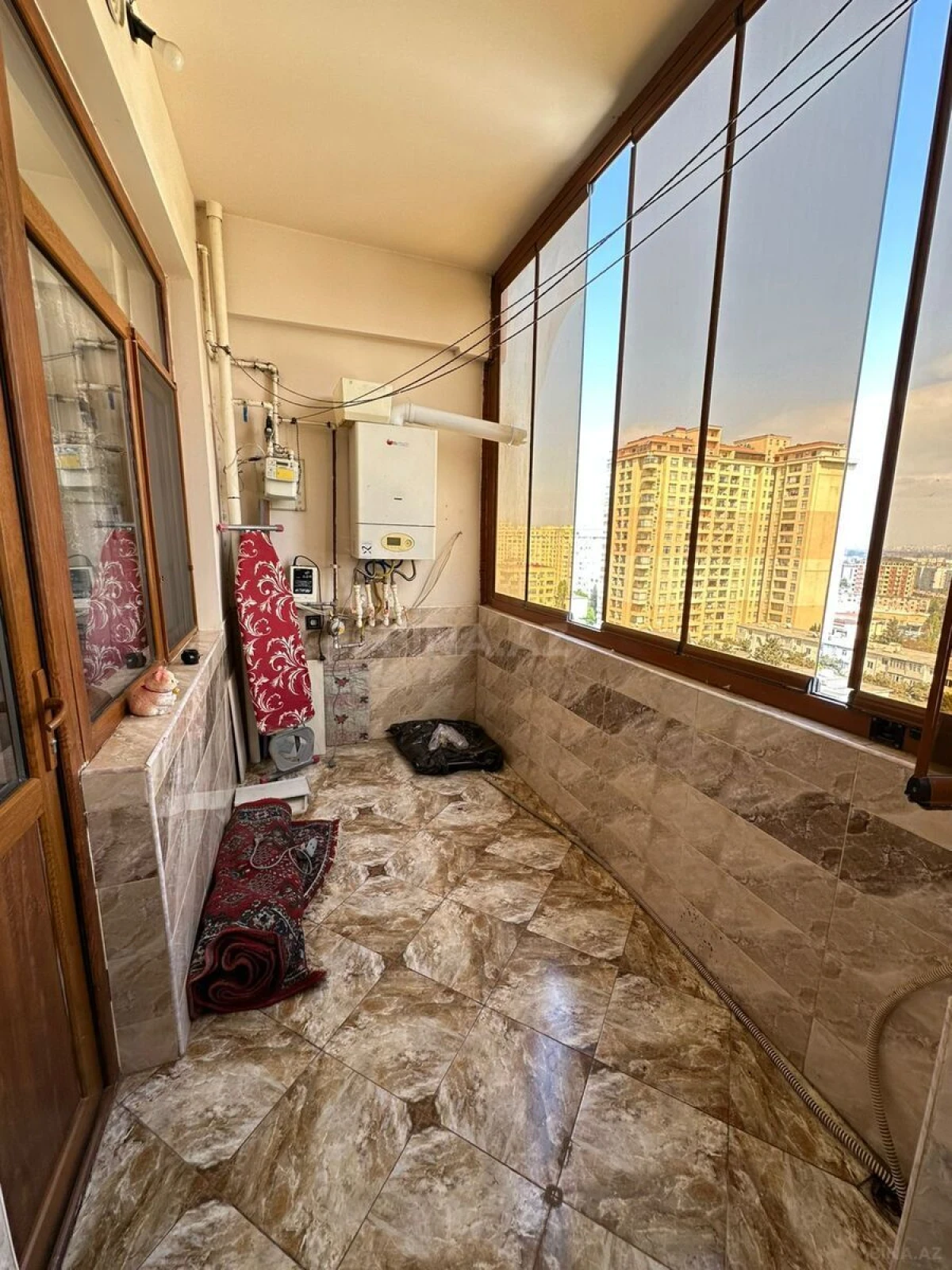 Kirayə verilir 2 otaqlı mənzil 75 m²