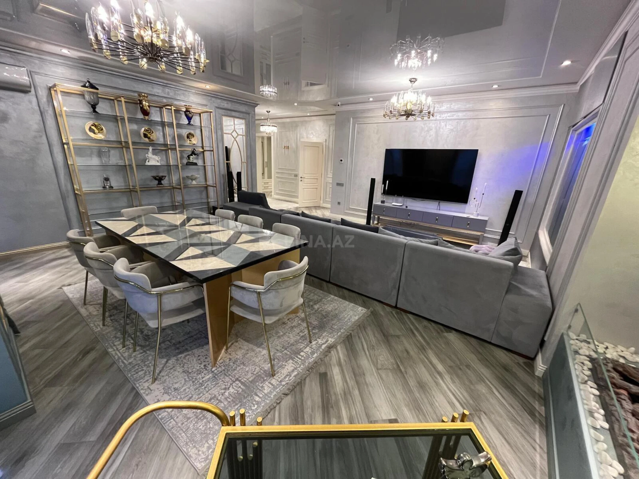 Kirayə verilir 3 otaqlı mənzil 180 m²
