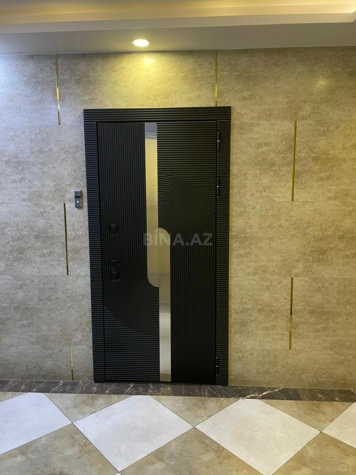 Kirayə verilir 3 otaqlı mənzil 106 m²