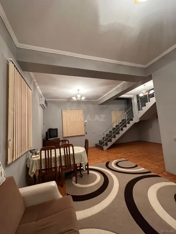 Satılır 3 otaqlı həyət evi 155 m²