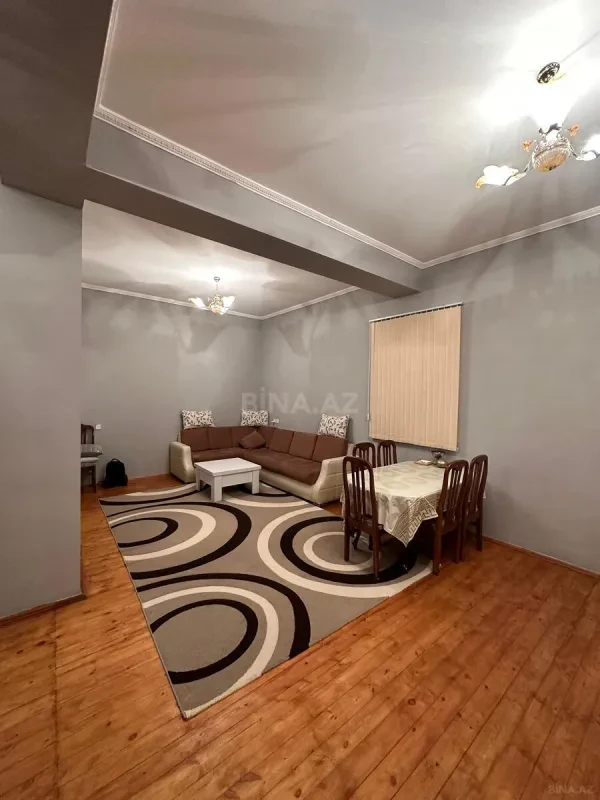 Satılır 3 otaqlı həyət evi 155 m²