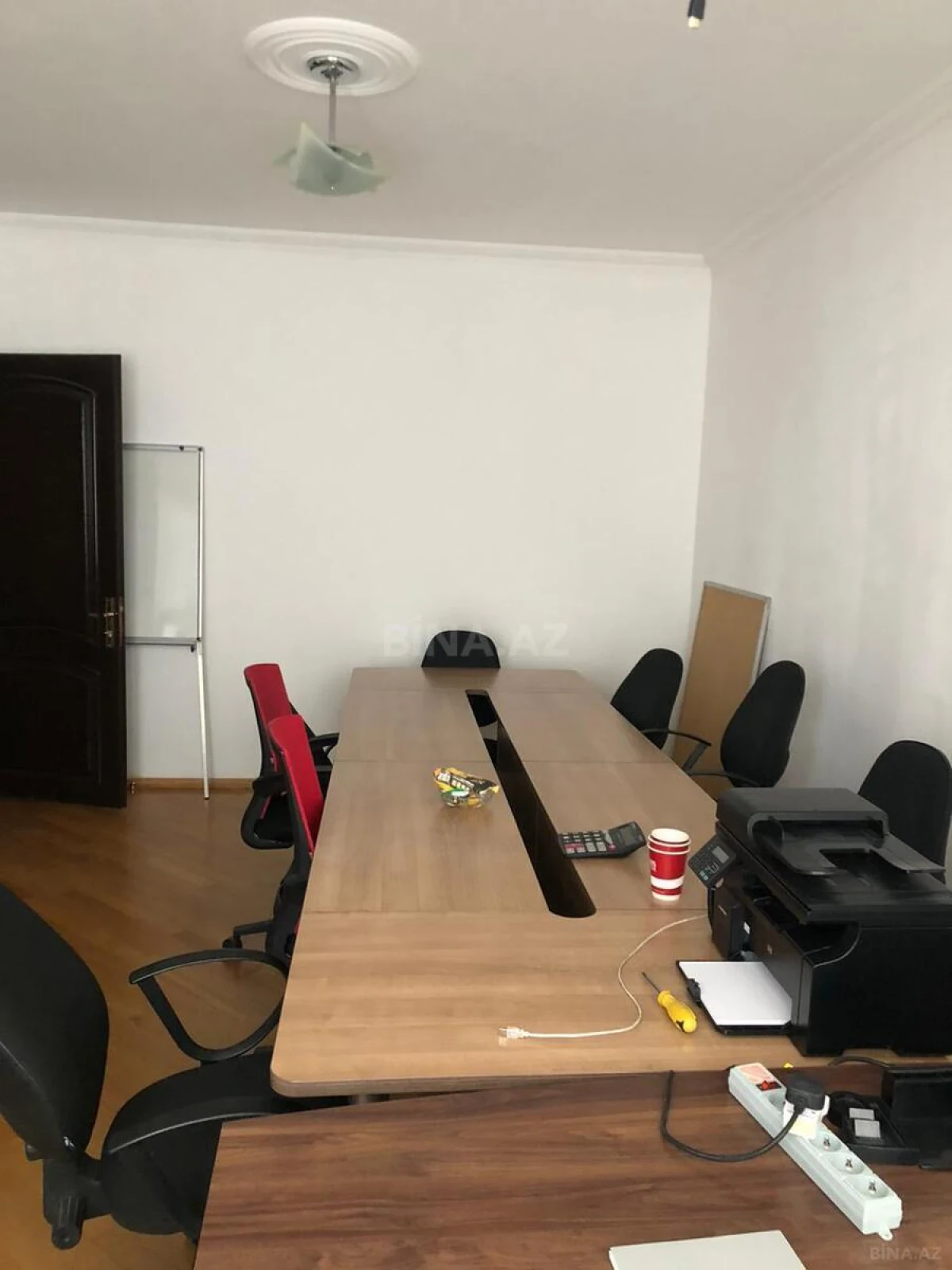 Kirayə verilir 3 otaqlı ofis 150 m²