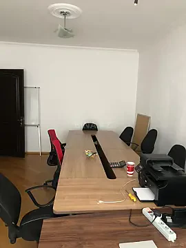 Kirayə verilir 3 otaqlı ofis 150 m²