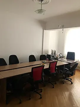 Kirayə verilir 3 otaqlı ofis 150 m²