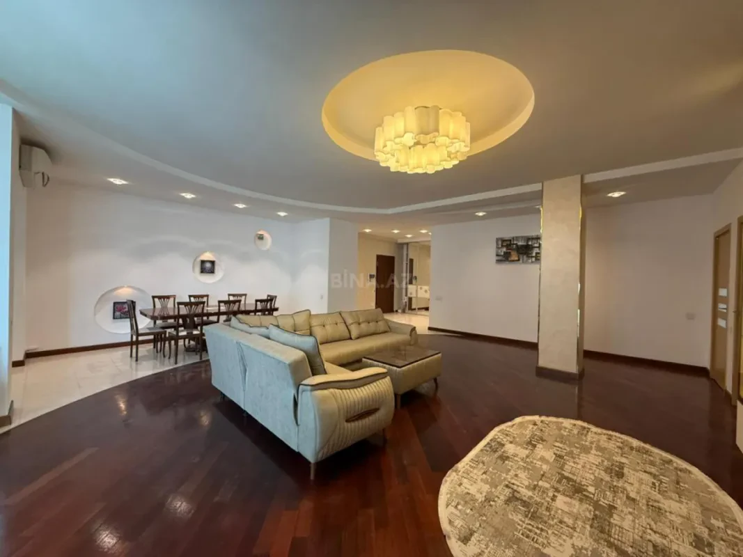 Kirayə verilir 3 otaqlı mənzil 168 m²