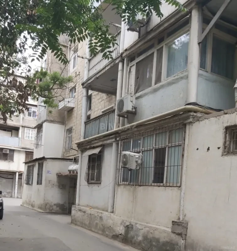Satılır 2 otaqlı mənzil 45 m²