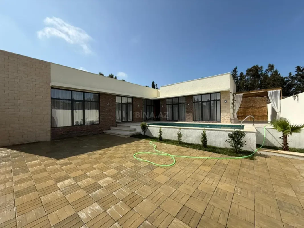 Satılır 4 otaqlı həyət evi 140 m²