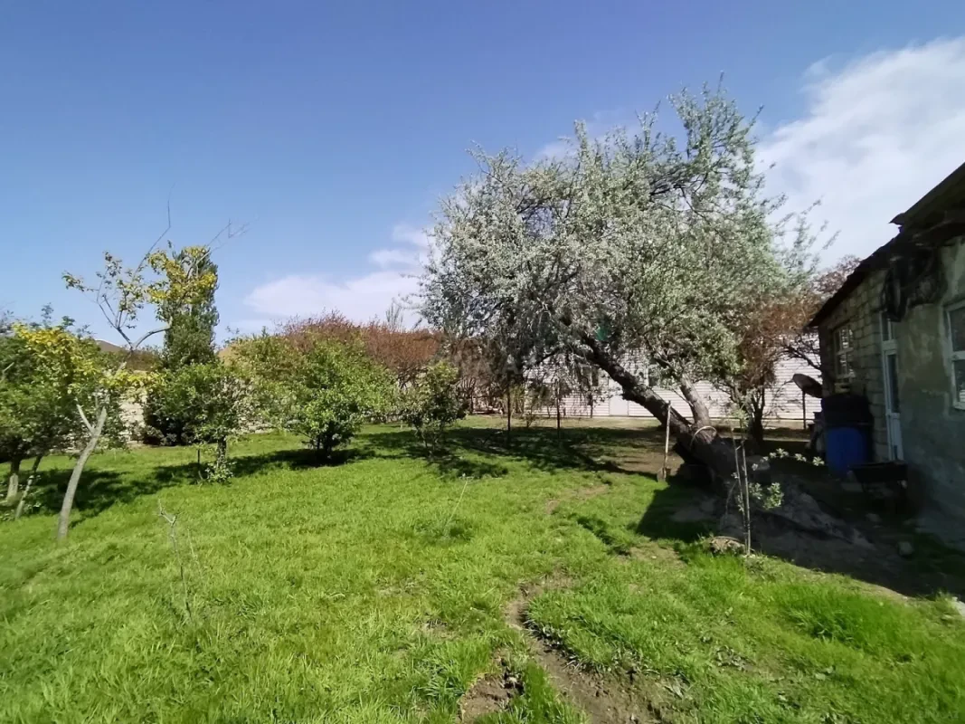 Satılır 4 otaqlı həyət evi 210 m²