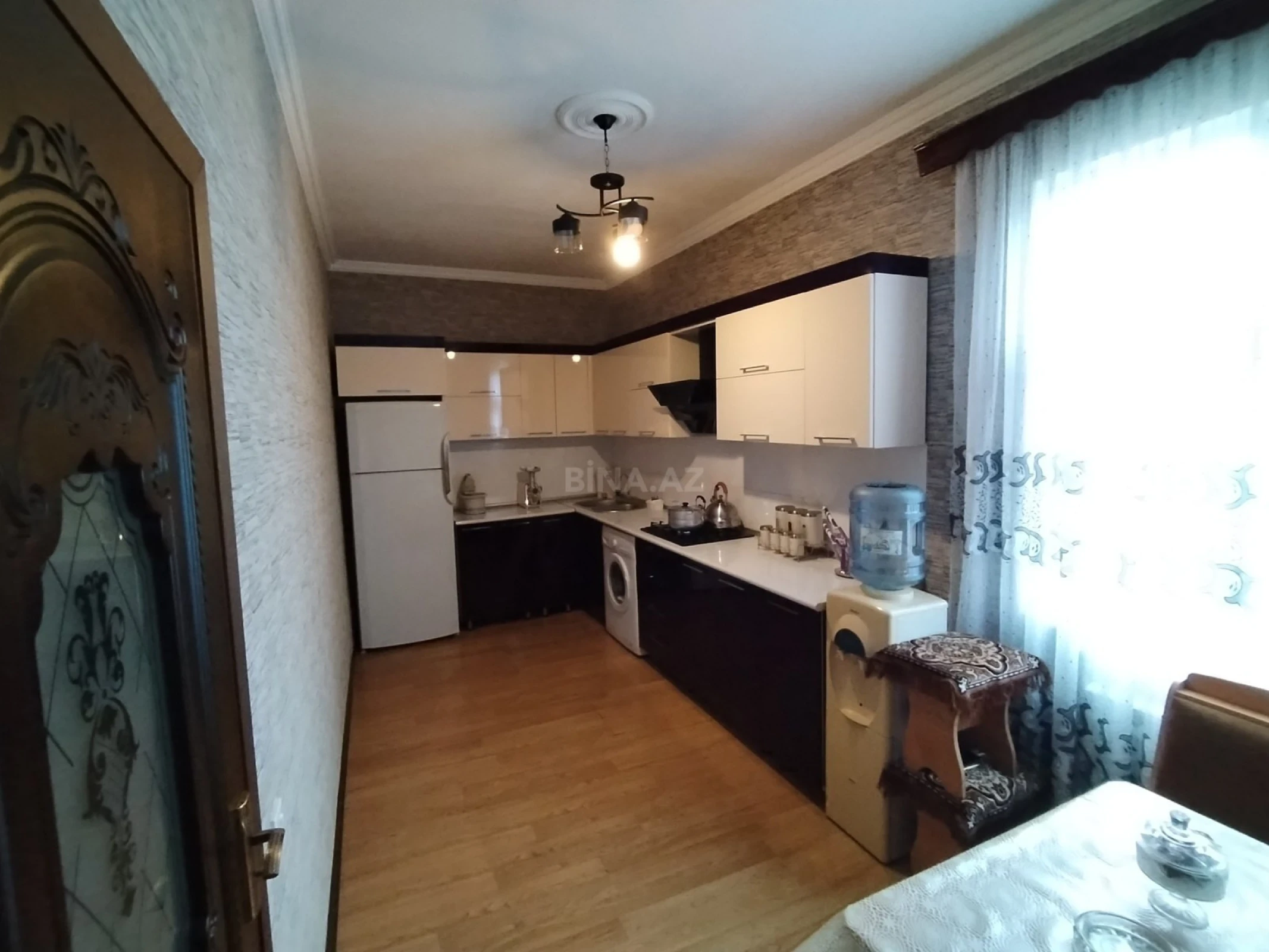 Satılır 4 otaqlı həyət evi 210 m²