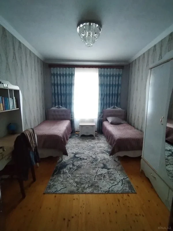 Satılır 4 otaqlı həyət evi 210 m²