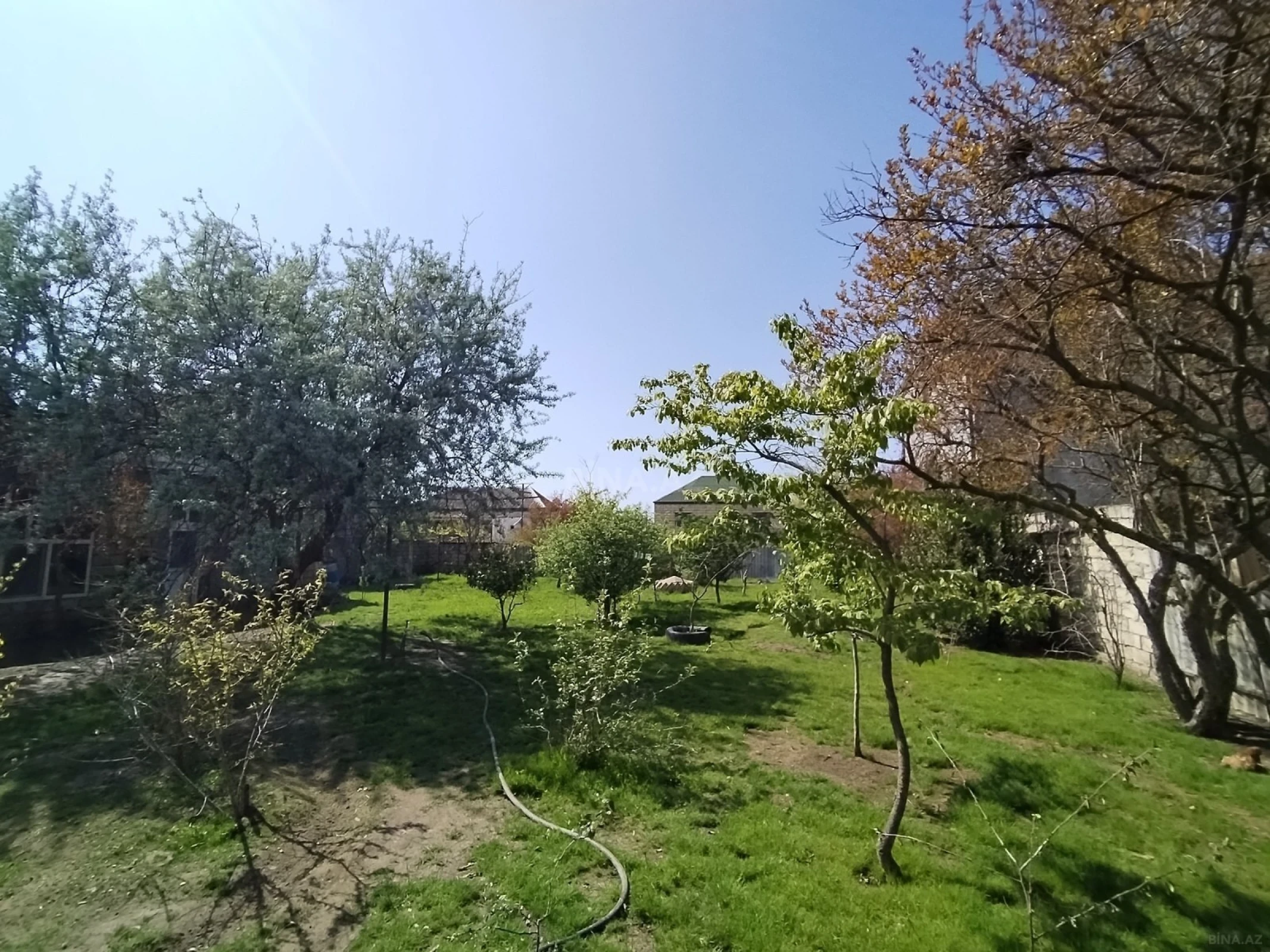 Satılır 4 otaqlı həyət evi 210 m²