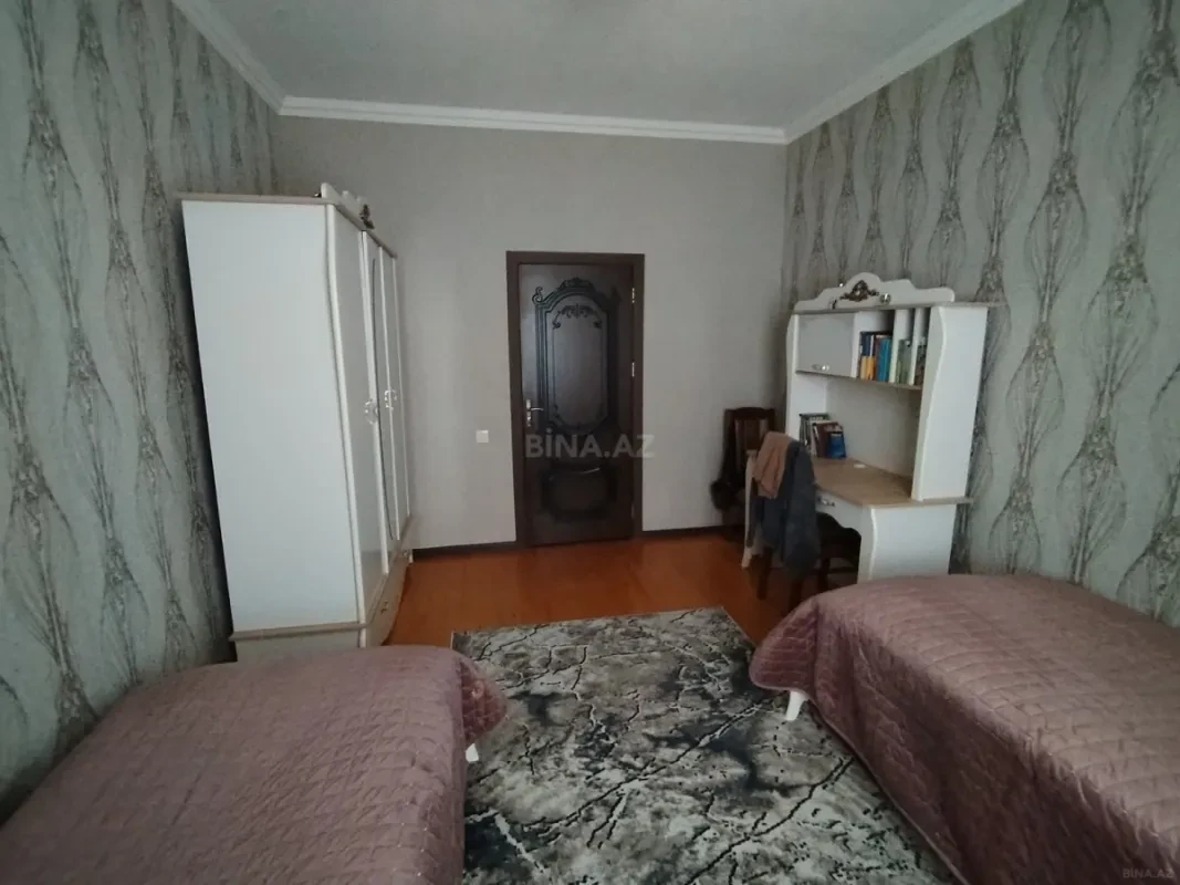 Satılır 4 otaqlı həyət evi 210 m²