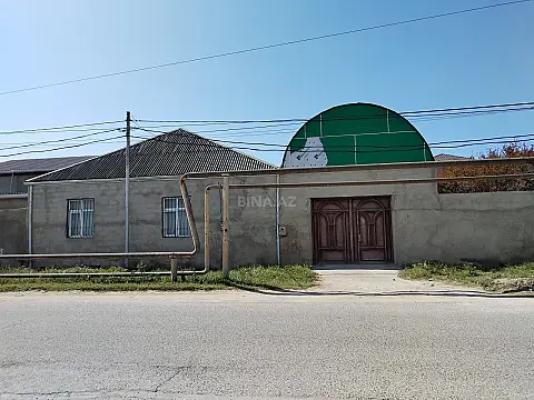 Satılır 4 otaqlı həyət evi 210 m²