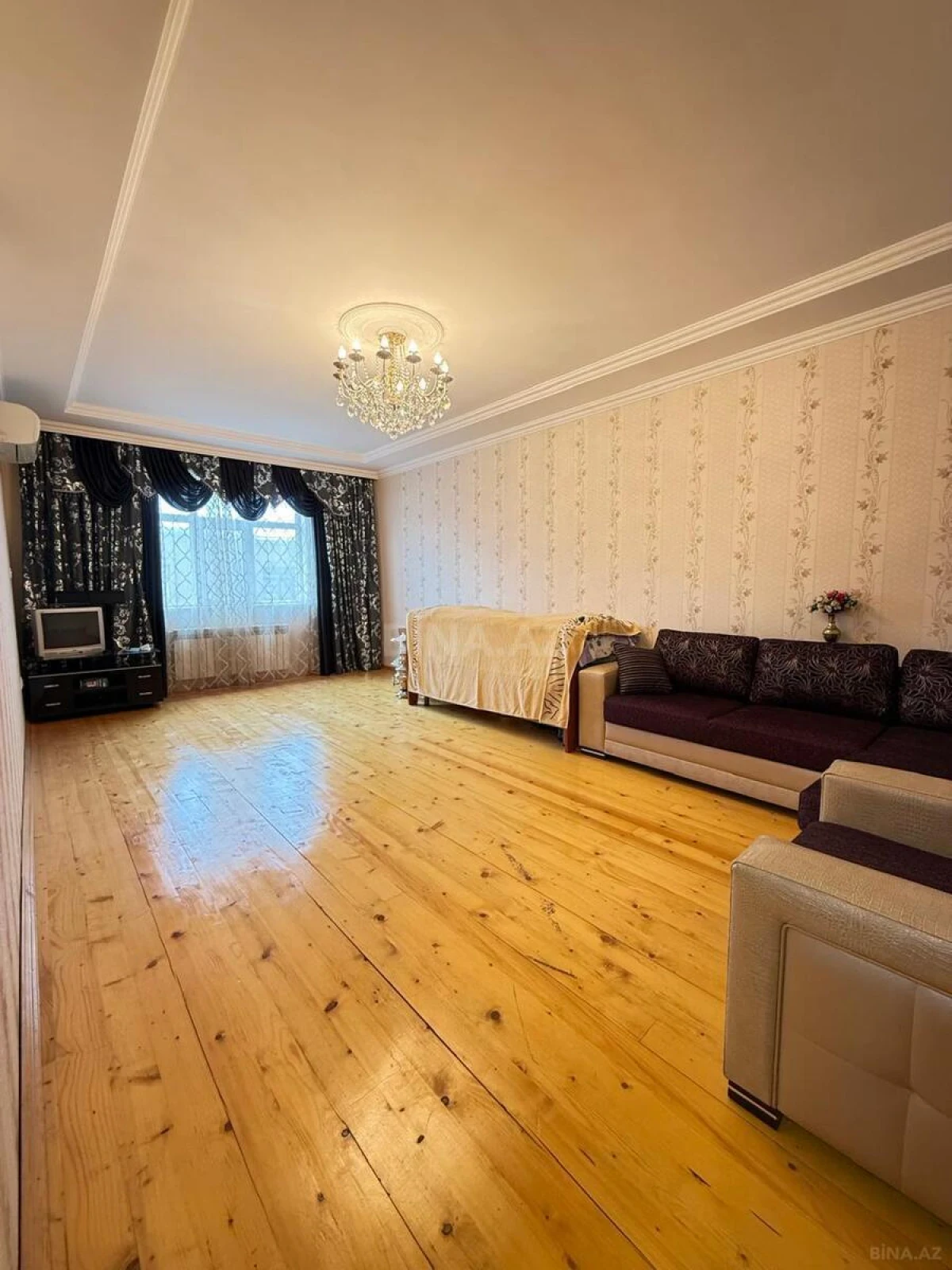 Satılır 2 otaqlı mənzil 80 m²