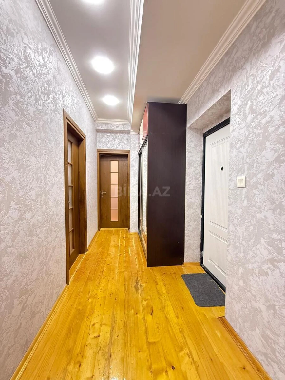 Satılır 2 otaqlı mənzil 80 m²