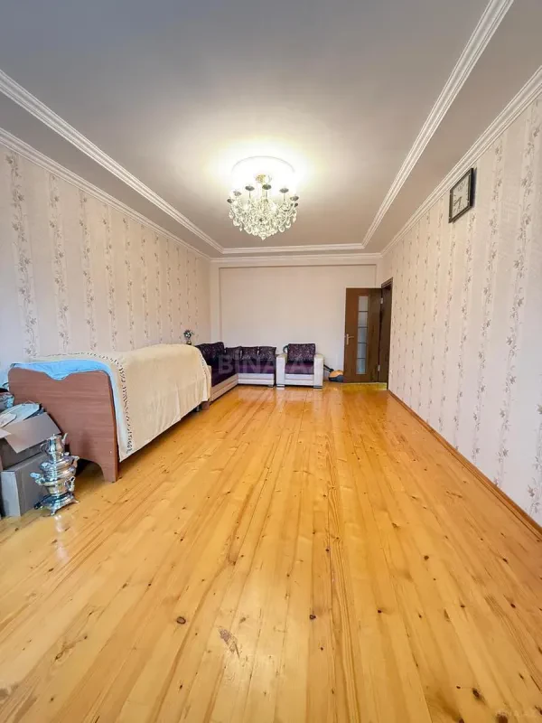 Satılır 2 otaqlı mənzil 80 m²