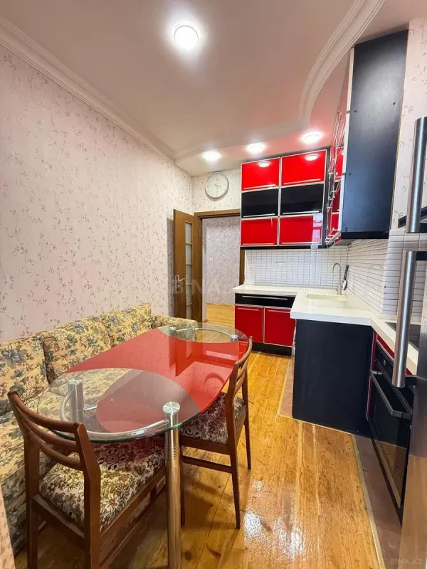 Satılır 2 otaqlı mənzil 80 m²