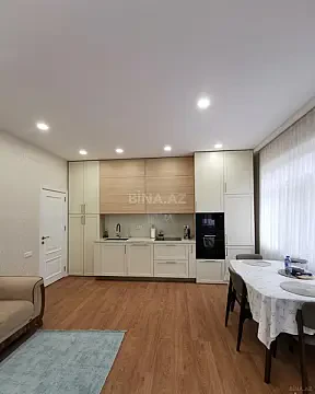 Satılır 3 otaqlı mənzil 93 m²
