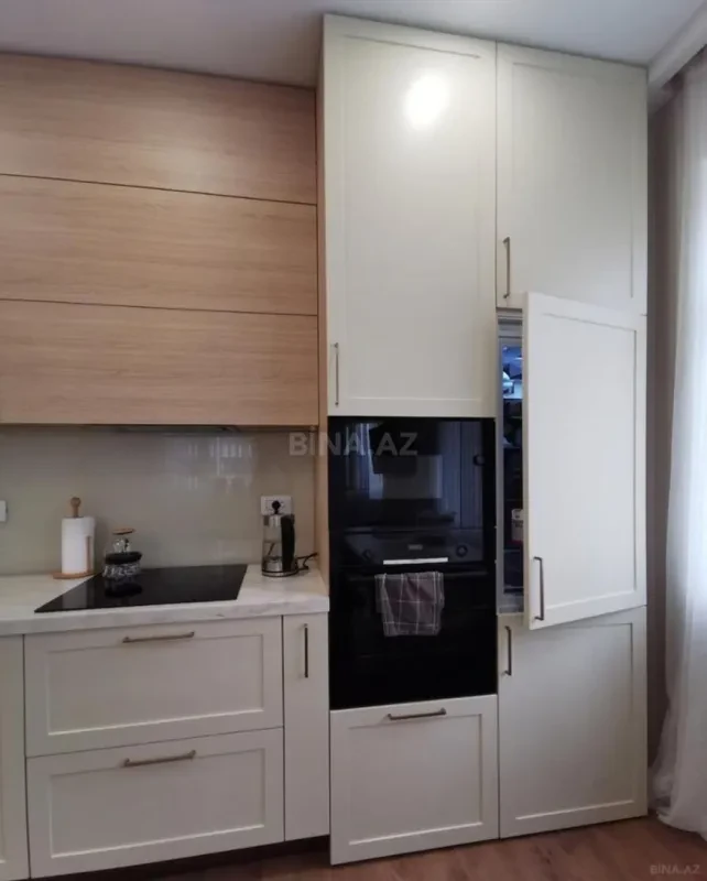 Satılır 3 otaqlı mənzil 93 m²