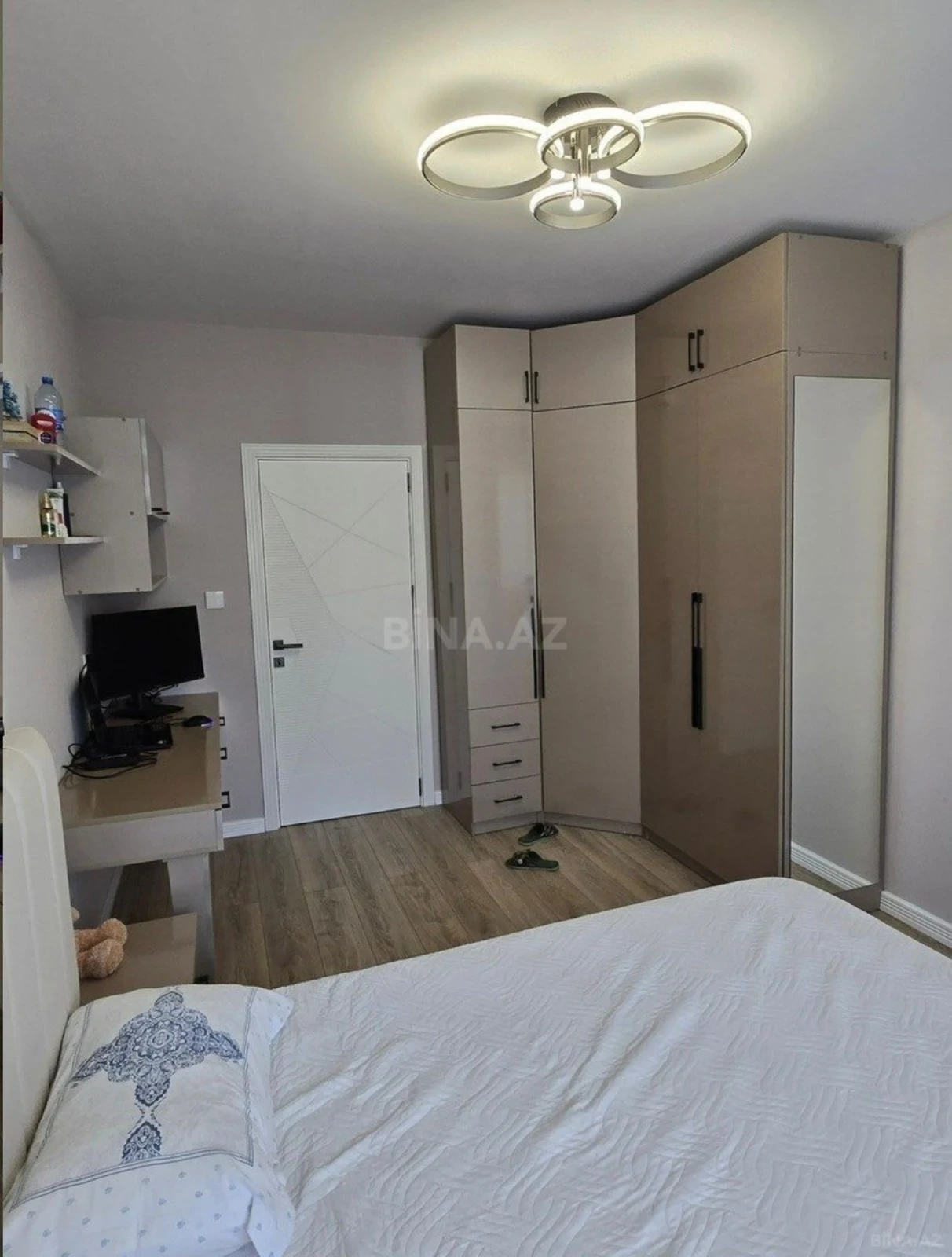 Satılır 3 otaqlı mənzil 80 m²