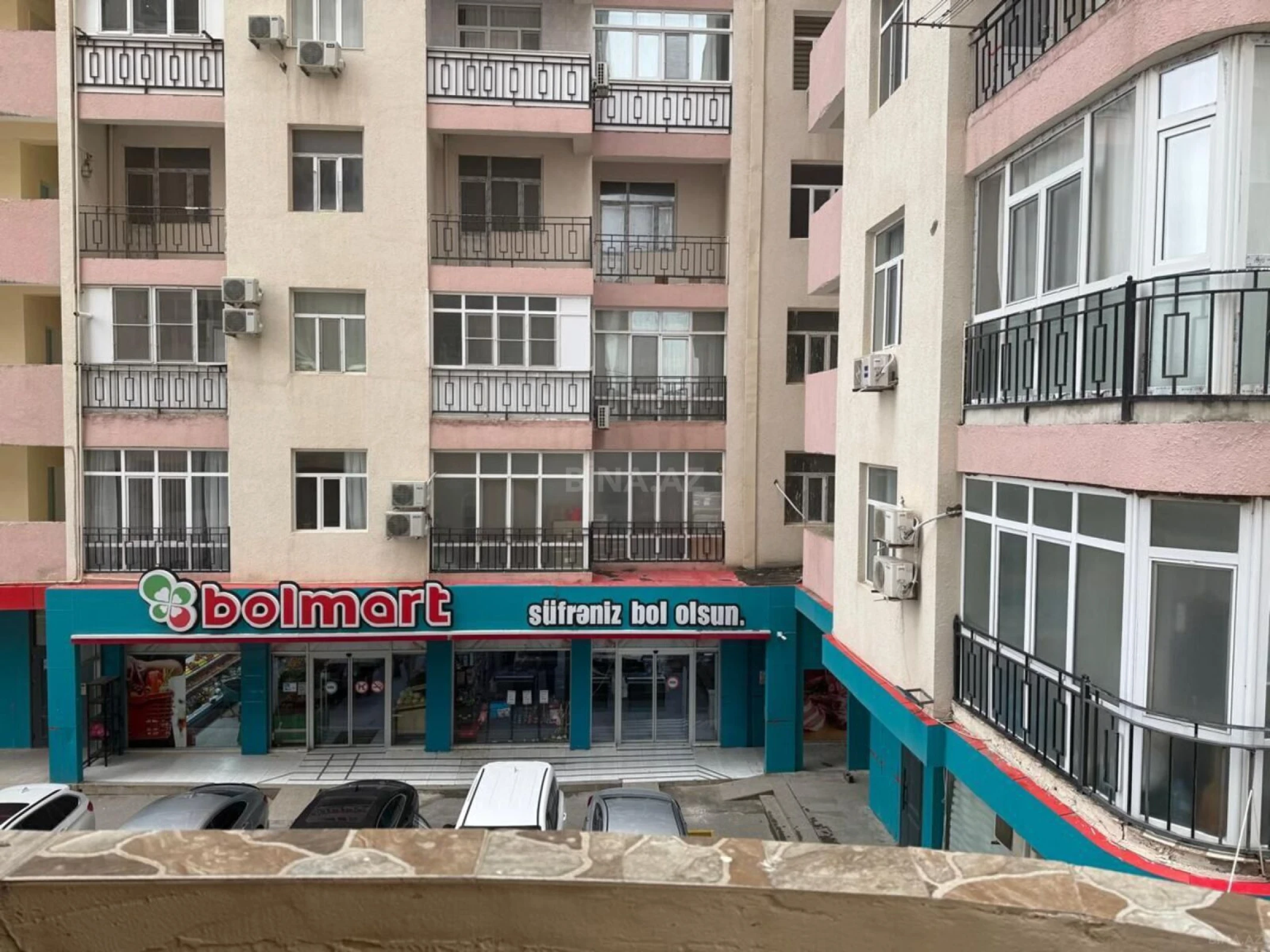 Kirayə verilir 3 otaqlı mənzil 65 m²