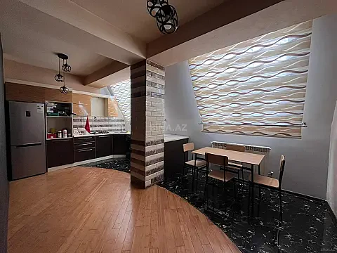 Kirayə verilir 3 otaqlı mənzil 170 m²