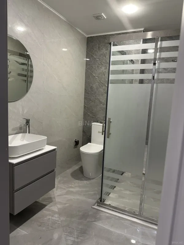 Kirayə verilir 2 otaqlı mənzil 65 m²