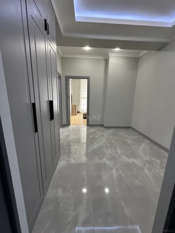 Kirayə verilir 2 otaqlı mənzil 65 m²