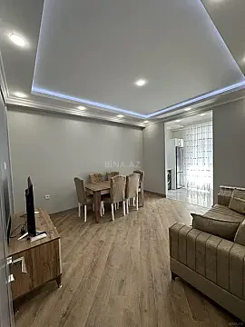 Kirayə verilir 2 otaqlı mənzil 65 m²