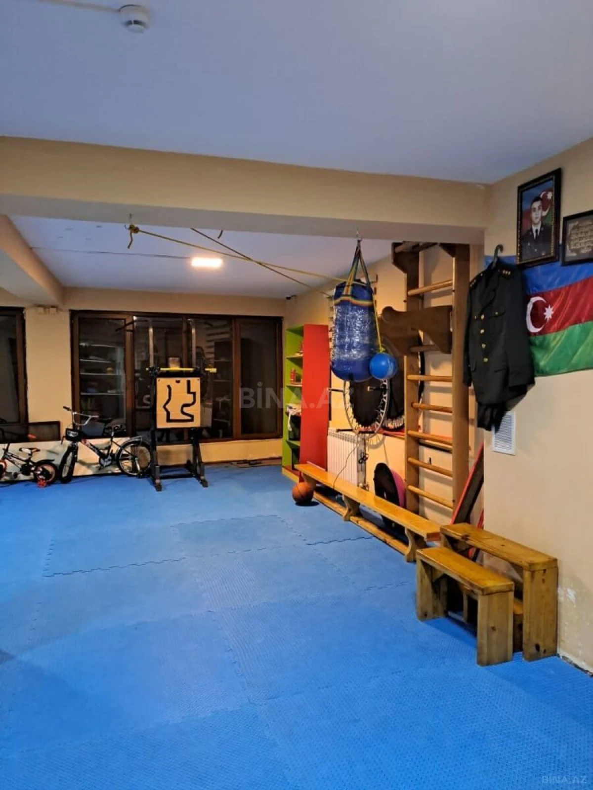 Kirayə verilir 20 otaqlı ofis 1100 m²