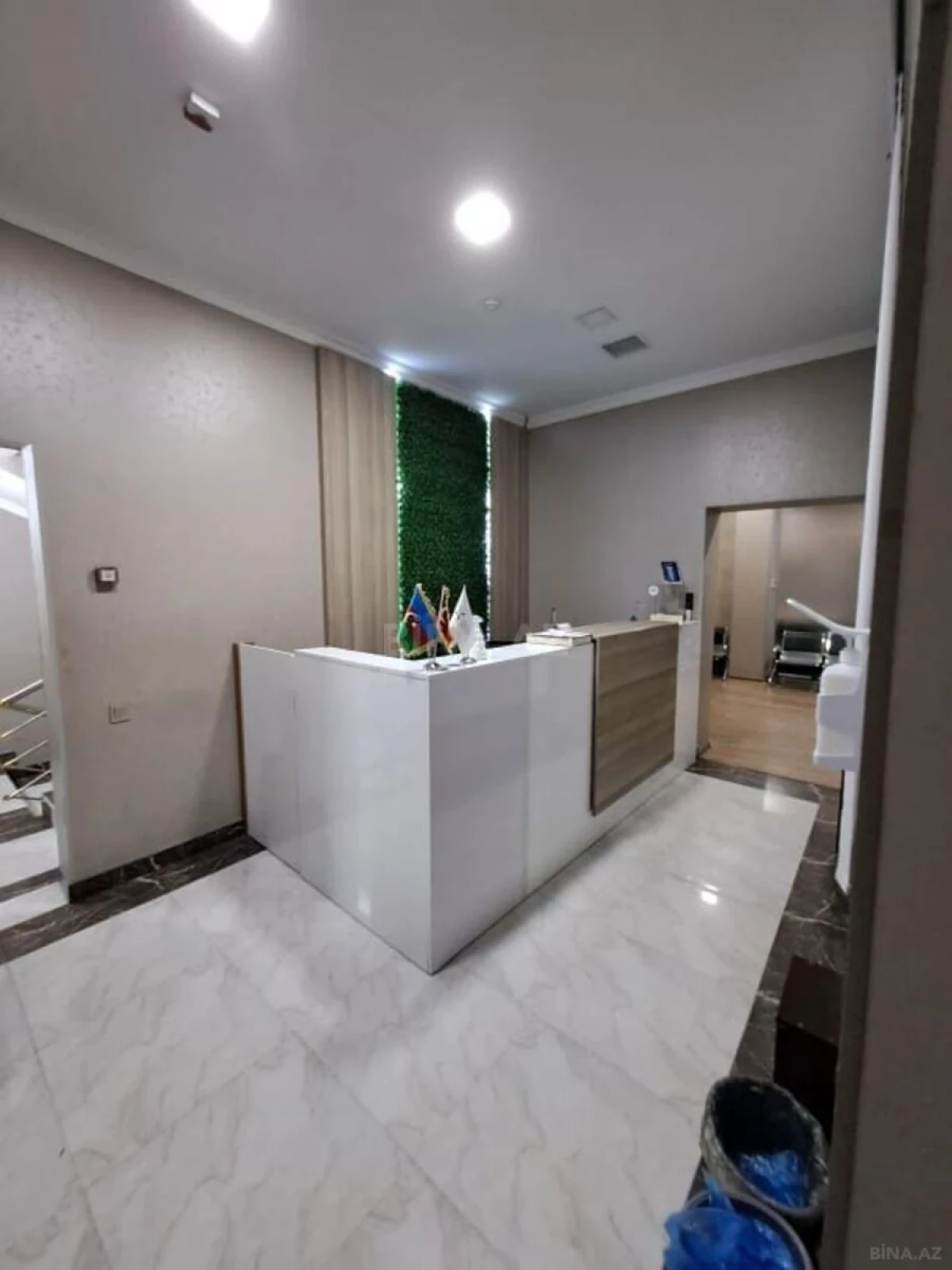 Kirayə verilir 20 otaqlı ofis 1100 m²
