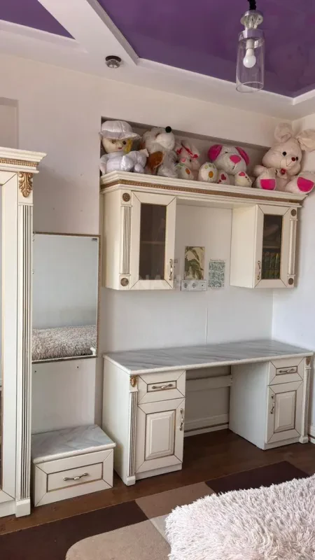 Satılır 4 otaqlı mənzil 90 m²