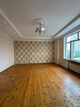 Satılır 2 otaqlı mənzil 90 m² — Bakı, Həzi Aslanov qəs. 2 otaq 90.00 m²