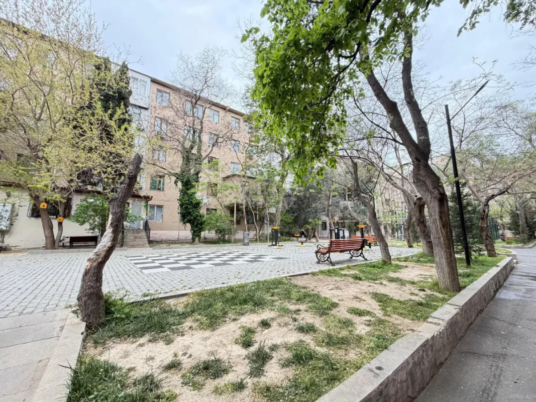Satılır 2 otaqlı mənzil 50 m²