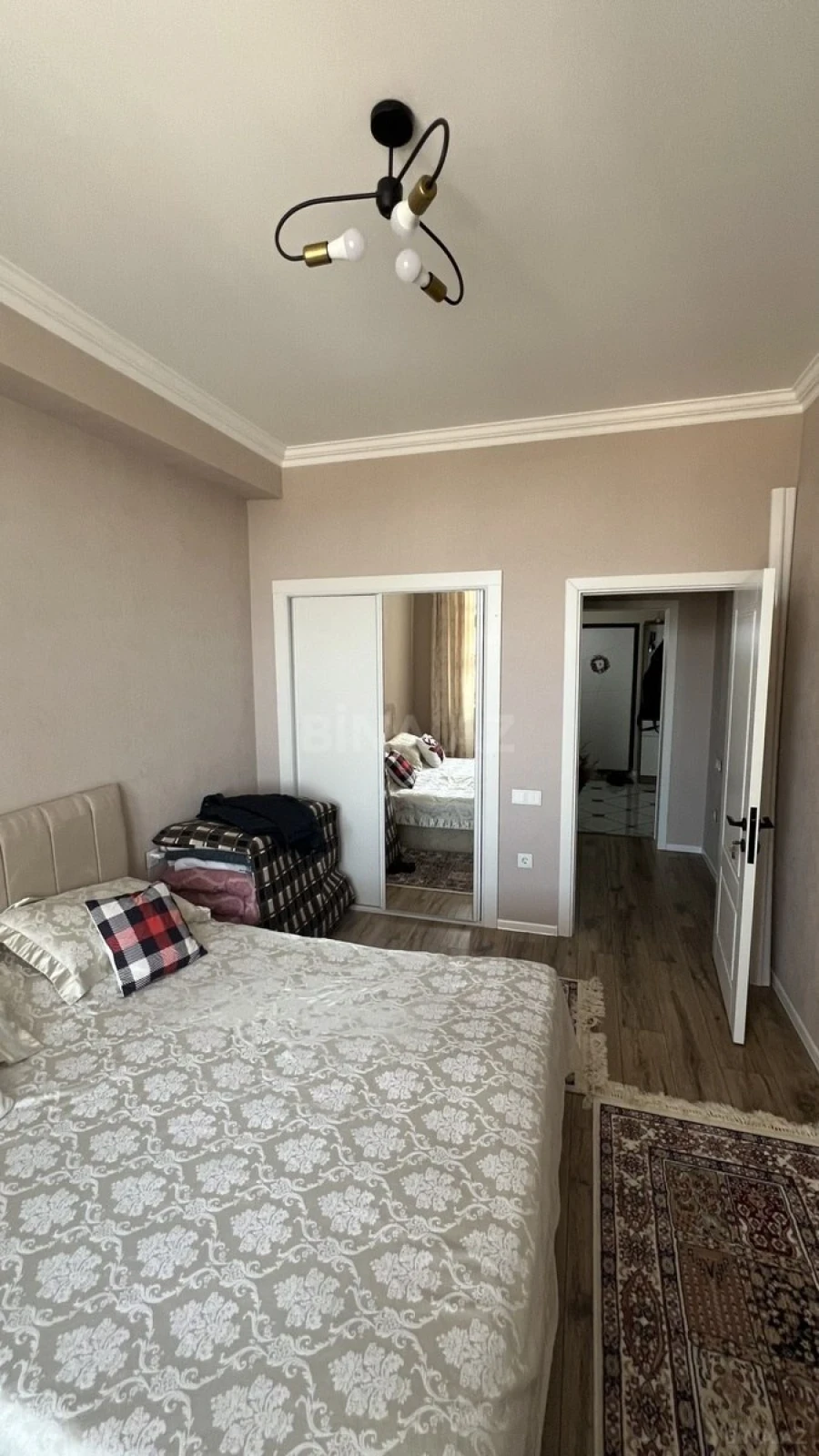 Satılır 2 otaqlı mənzil 55 m²