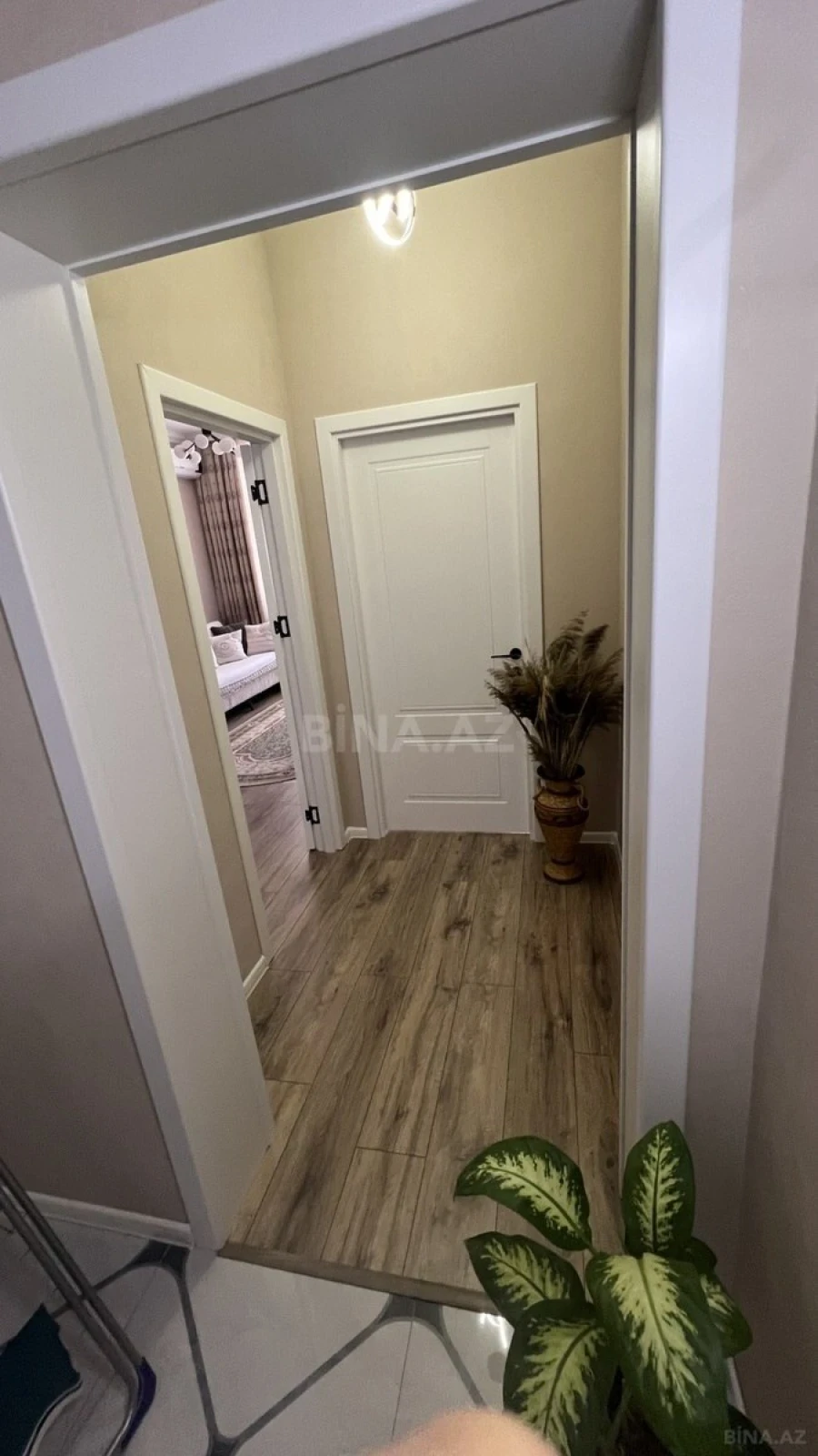 Satılır 2 otaqlı mənzil 55 m²