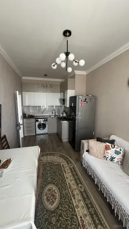 Satılır 2 otaqlı mənzil 55 m²