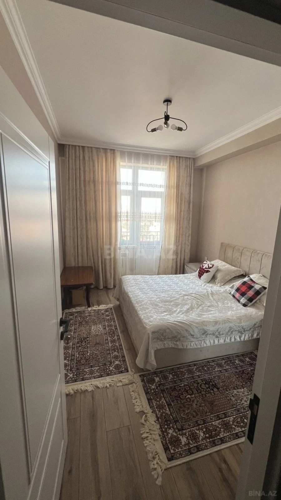 Satılır 2 otaqlı mənzil 55 m²